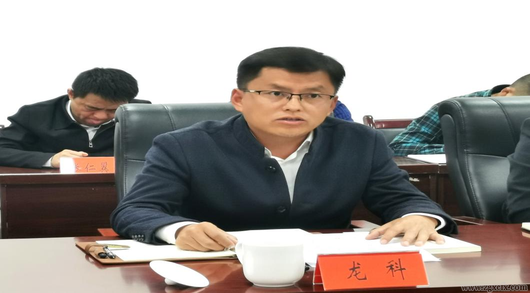 以《大國小村》之書展示中國脫貧攻堅之范(圖1) 11.5(13.png