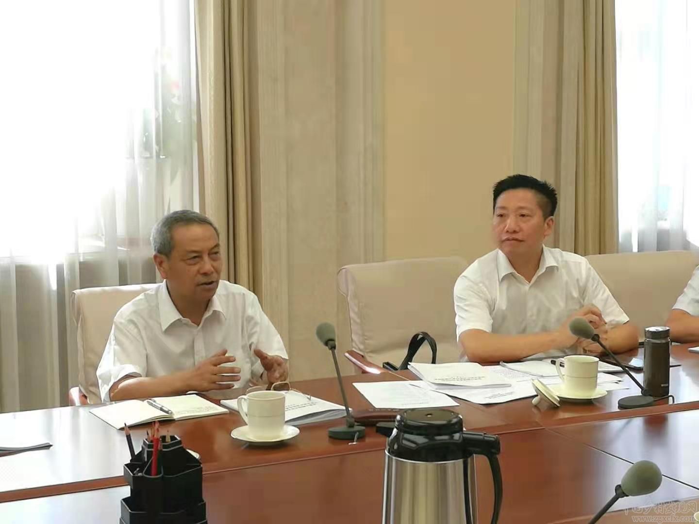 對(duì)話陳錫文:土地改革的農(nóng)民利益底線(圖1) 對(duì)話陳錫文:土地改革的農(nóng)民利益底線(圖1)